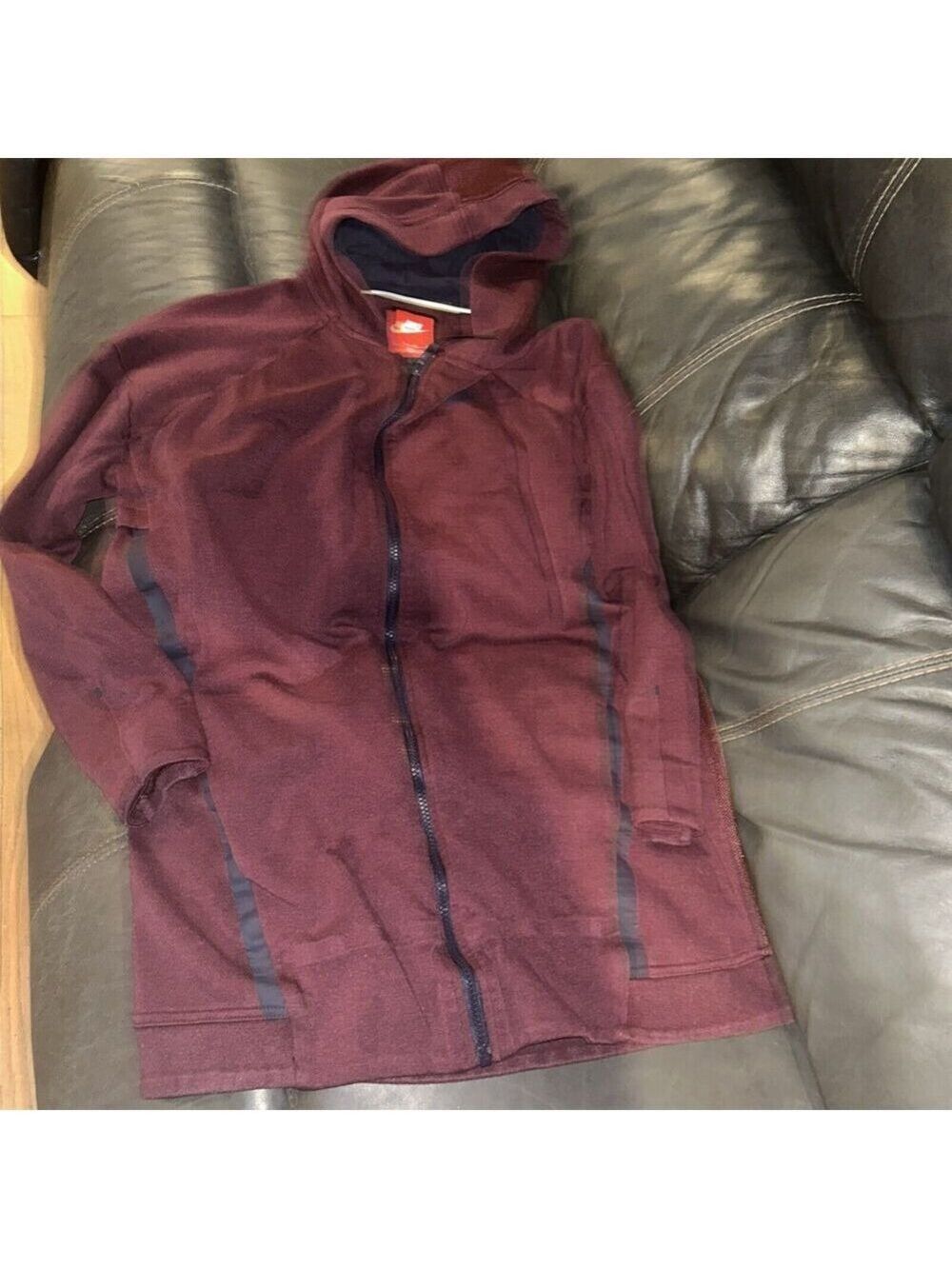 Nike hooded sweatshirt Burgundy full zipper size large